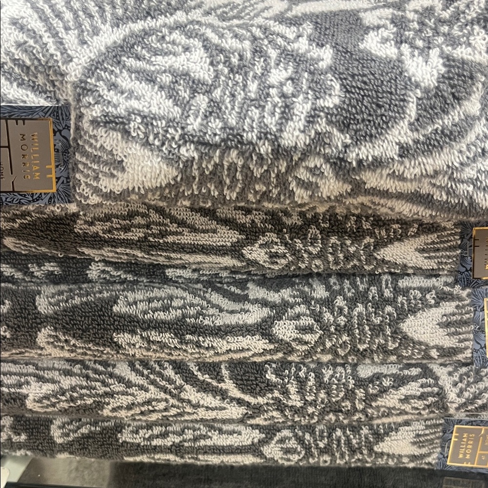 4 towels